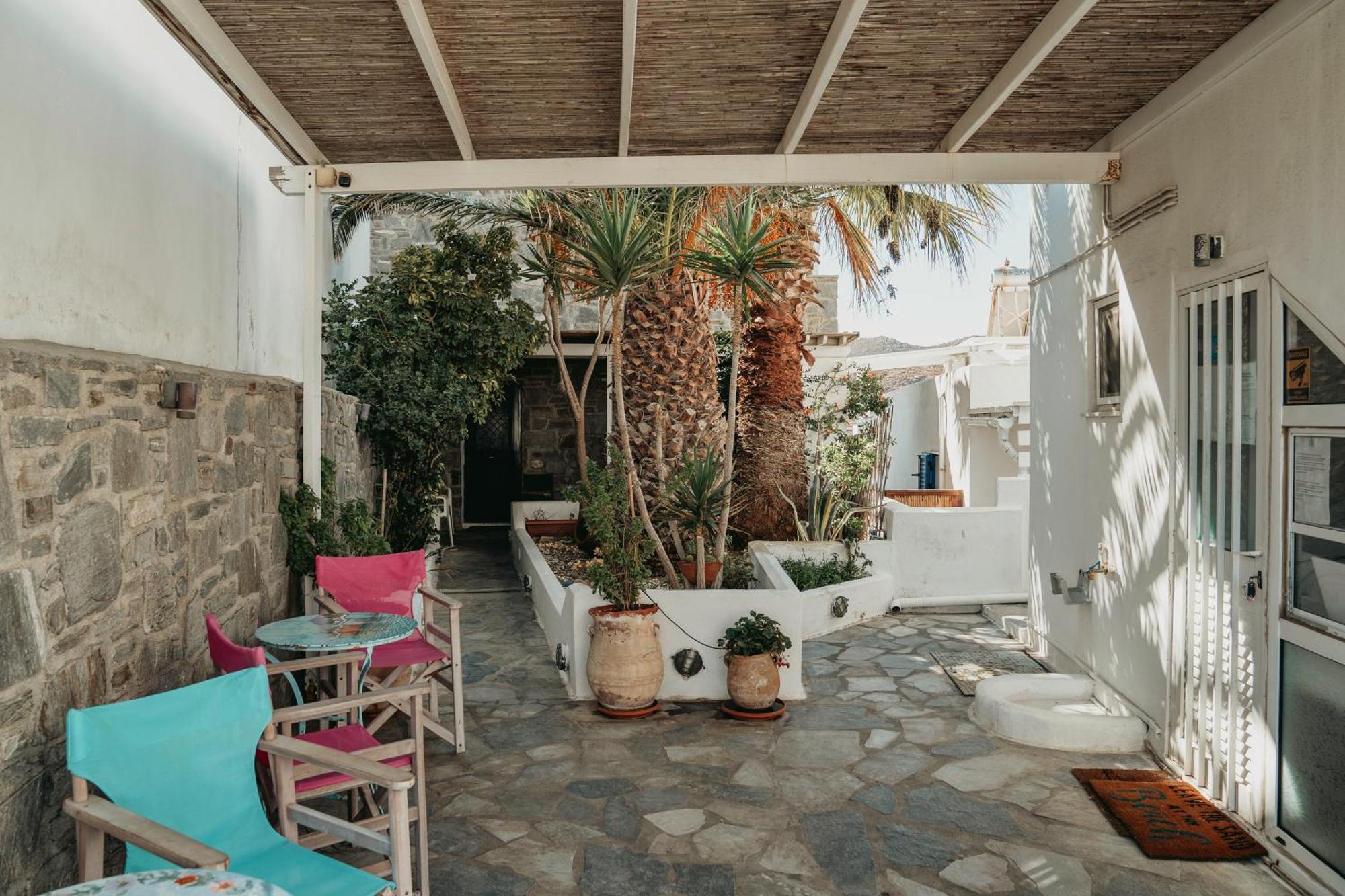 Livadakia Bofor Studios & Rooms מראה חיצוני תמונה