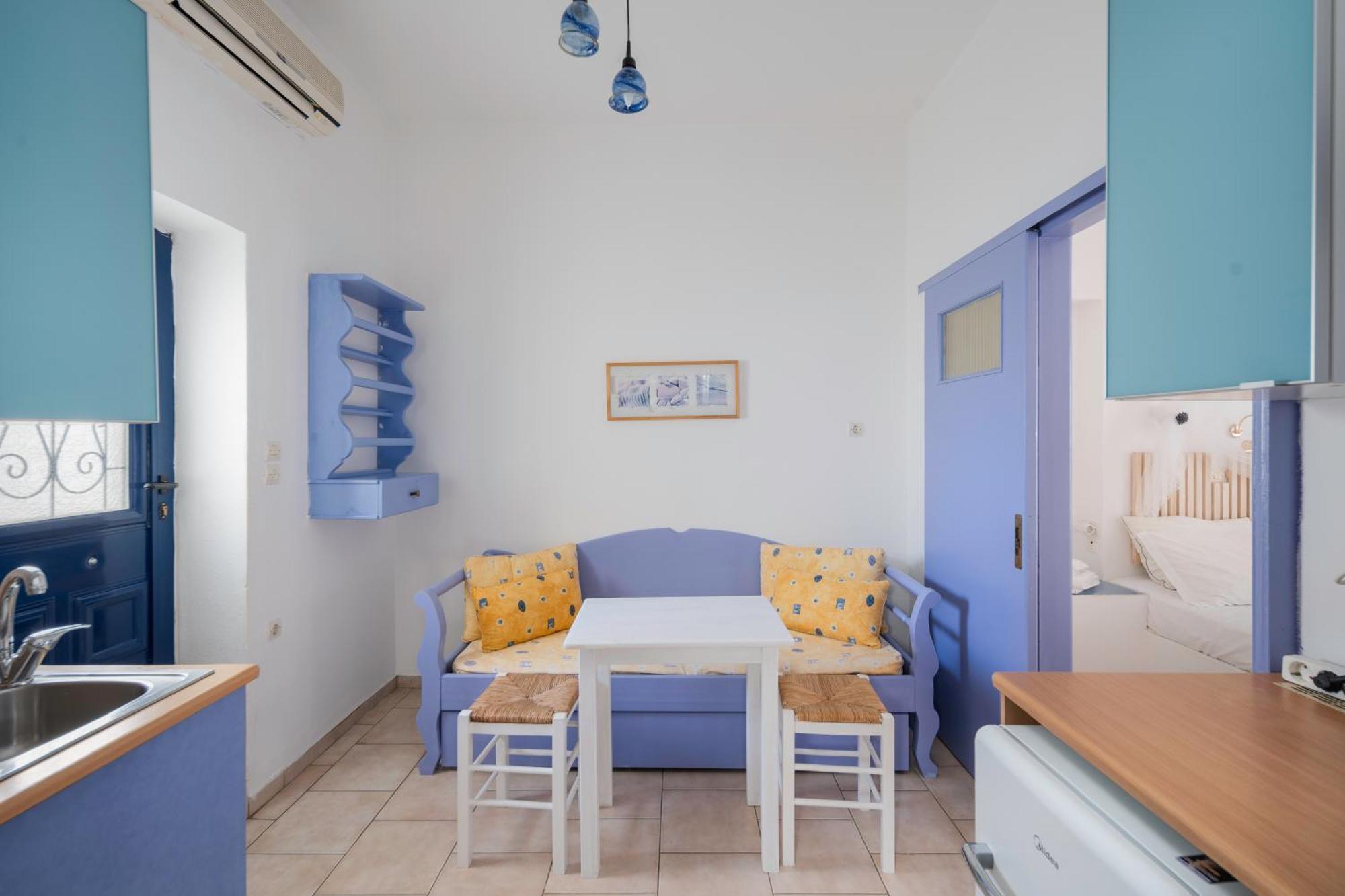 Livadakia Bofor Studios & Rooms מראה חיצוני תמונה