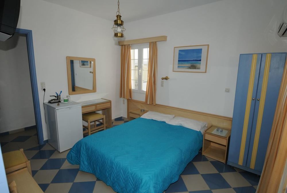 Livadakia Bofor Studios & Rooms מראה חיצוני תמונה